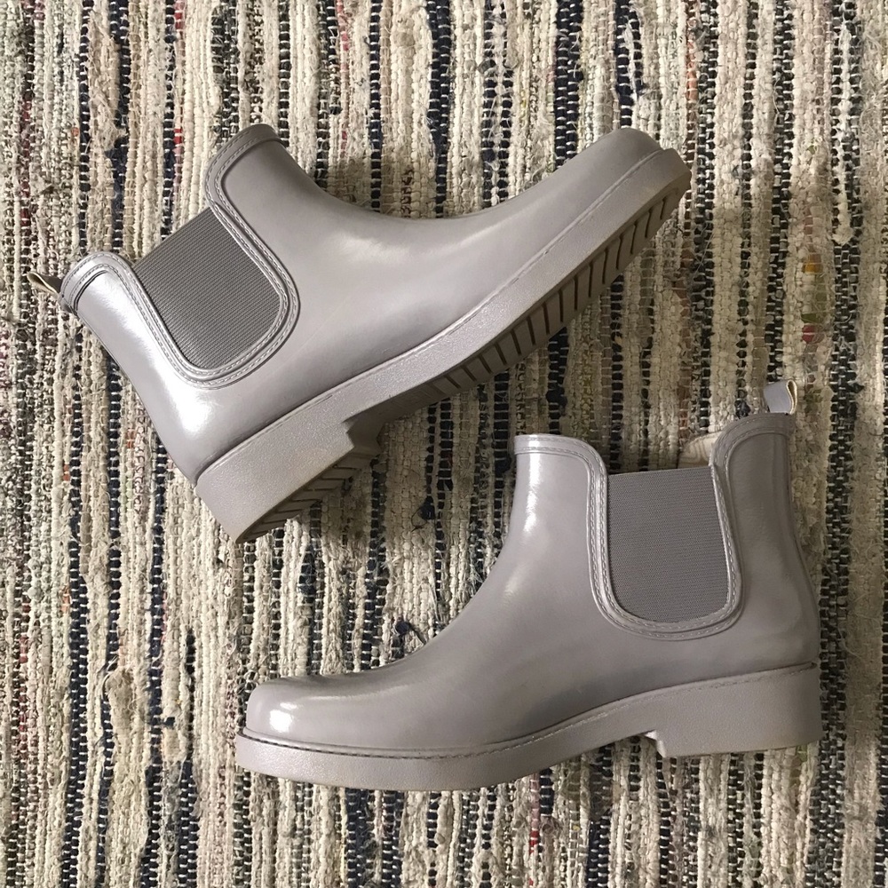 Rain boots